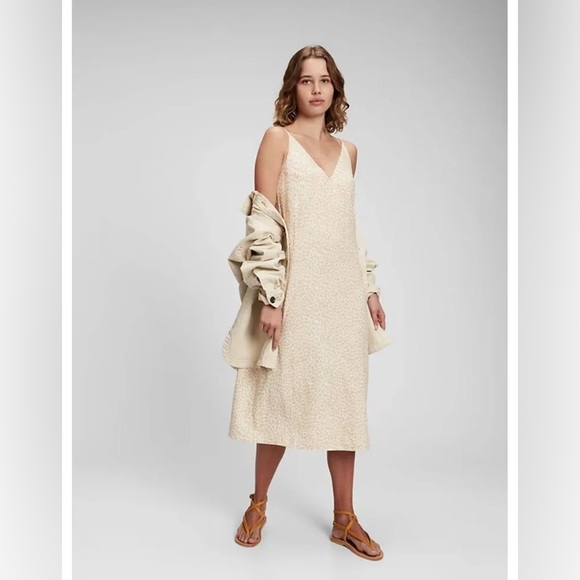 GAP Dresses & Skirts - NWT Gap Women’s Linen Blend Cami Midi Dress Beige Leopard Print Size 6